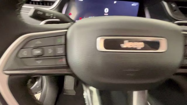 2023 Baltic Gray Metallic Clearcoat Jeep Grand Cherokee L Laredo 4X4 SUV