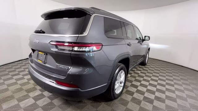 2023 Baltic Gray Metallic Clearcoat Jeep Grand Cherokee L Laredo 4X4 SUV