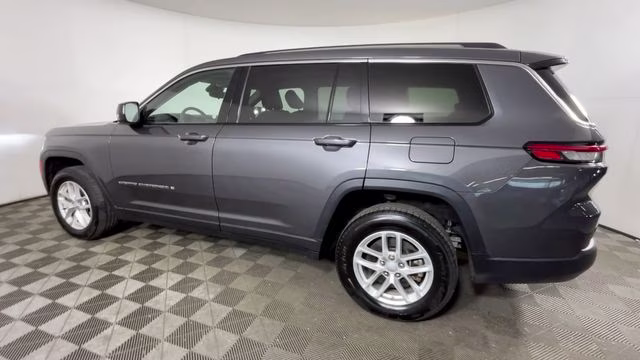 2023 Baltic Gray Metallic Clearcoat Jeep Grand Cherokee L Laredo 4X4 SUV