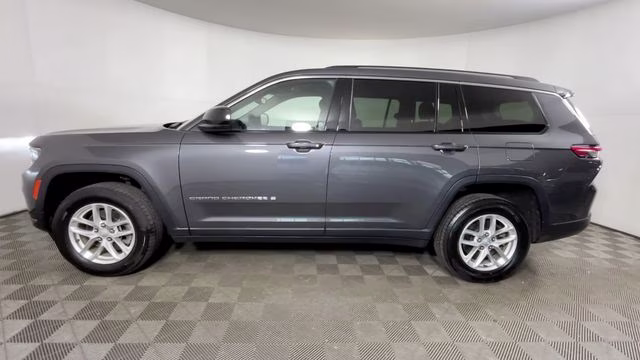 2023 Baltic Gray Metallic Clearcoat Jeep Grand Cherokee L Laredo 4X4 SUV
