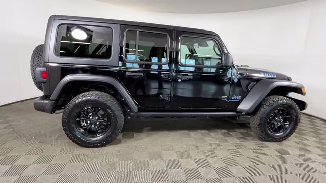 2024 Black Clearcoat Jeep Wrangler Willys 4xe 4X4 SUV
