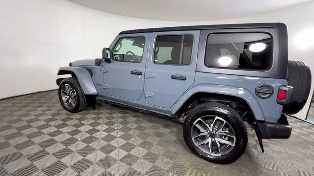 2024 Anvil Clear Coat Jeep Wrangler Sport S 4xe 4X4 SUV