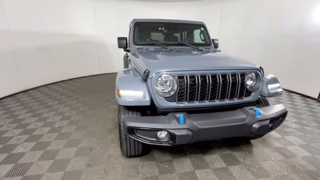 2024 Anvil Clear Coat Jeep Wrangler Sport S 4xe 4X4 SUV