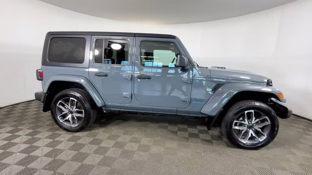 2024 Anvil Clear Coat Jeep Wrangler Sport S 4xe 4X4 SUV