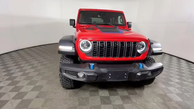 2024 Firecracker Red Clearcoat Jeep Wrangler Rubicon 4xe 4X4 SUV