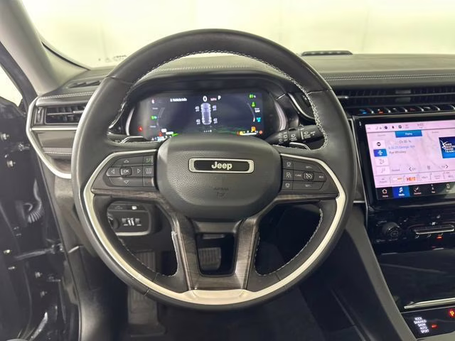 2023 Diamond Black Crystal Pearlcoat Jeep Grand Cherokee 4xe 4X4 SUV