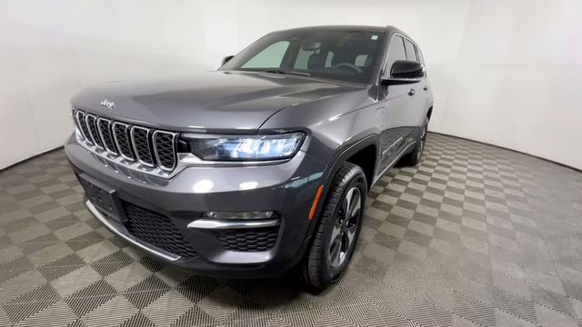 2024 Baltic Gray Metallic Clearcoat Jeep Grand Cherokee 4xe 4X4 SUV