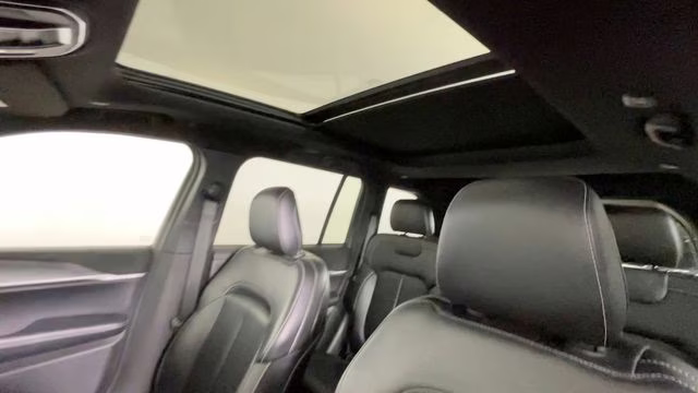 2024 Baltic Gray Metallic Clearcoat Jeep Grand Cherokee 4xe 4X4 SUV