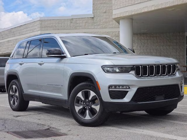 2023 Silver Zynith Jeep Grand Cherokee 4xe 4X4 SUV