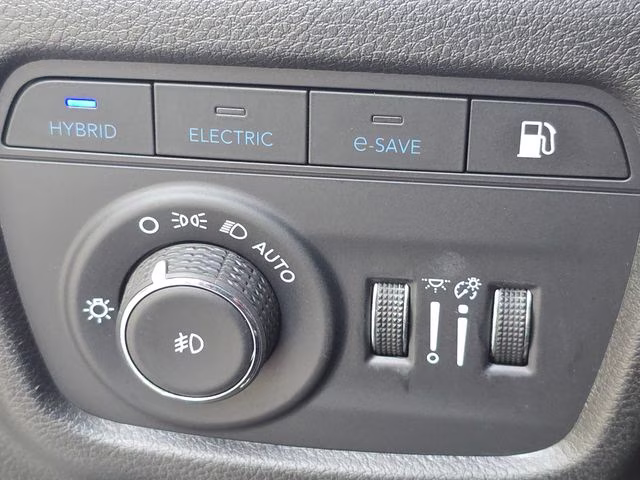 2023 Silver Zynith Jeep Grand Cherokee 4xe 4X4 SUV