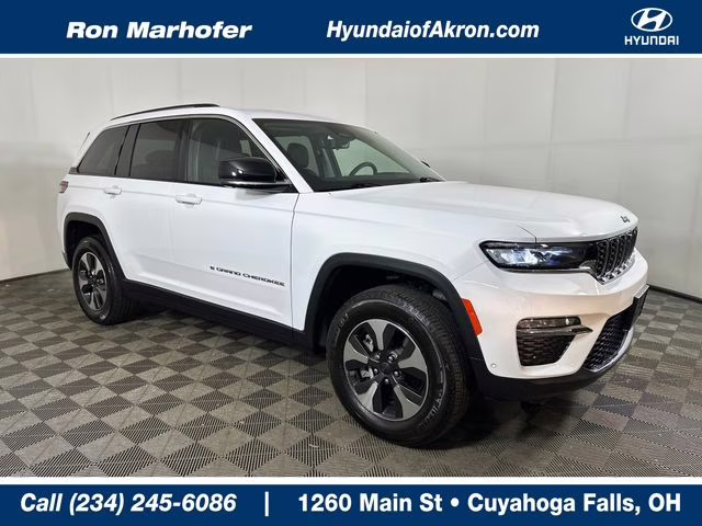 2023 Bright White Clearcoat Jeep Grand Cherokee 4xe 4X4 SUV
