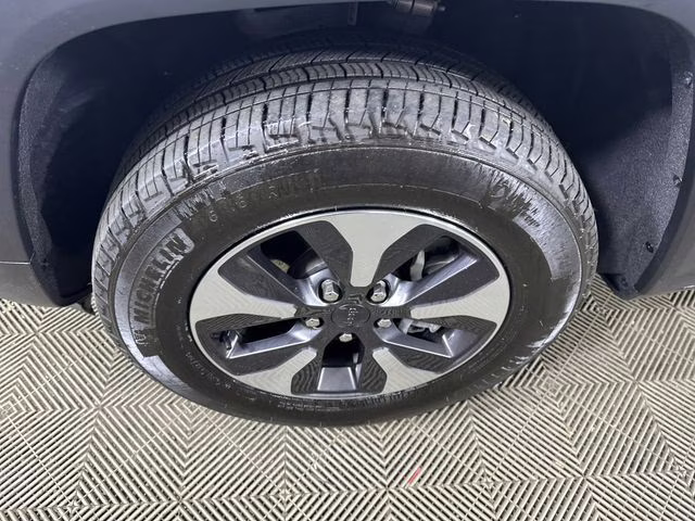 2023 Bright White Clearcoat Jeep Grand Cherokee 4xe 4X4 SUV