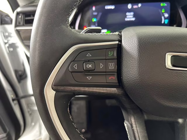 2023 Bright White Clearcoat Jeep Grand Cherokee 4xe 4X4 SUV