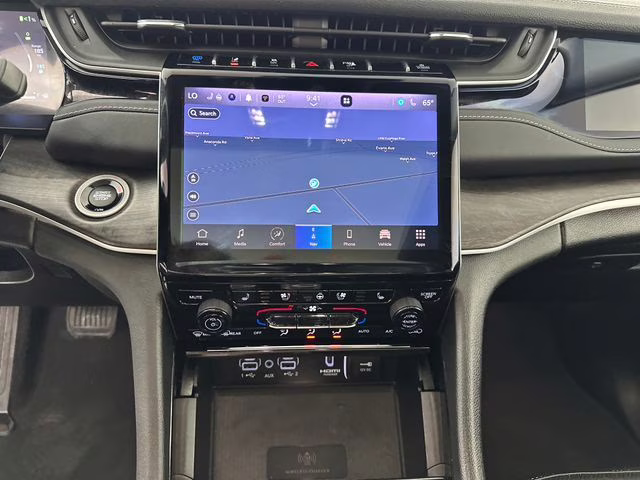 2023 Bright White Clearcoat Jeep Grand Cherokee 4xe 4X4 SUV