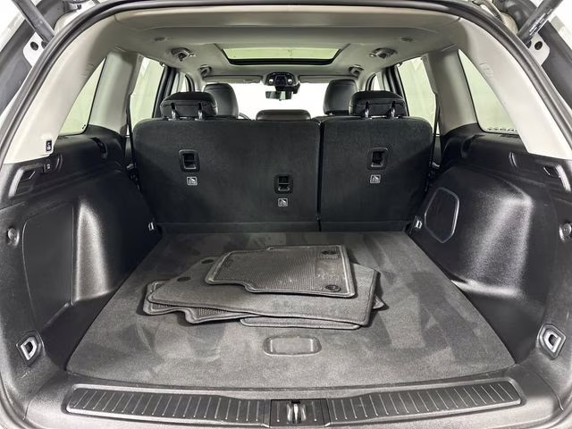 2023 Bright White Clearcoat Jeep Grand Cherokee 4xe 4X4 SUV