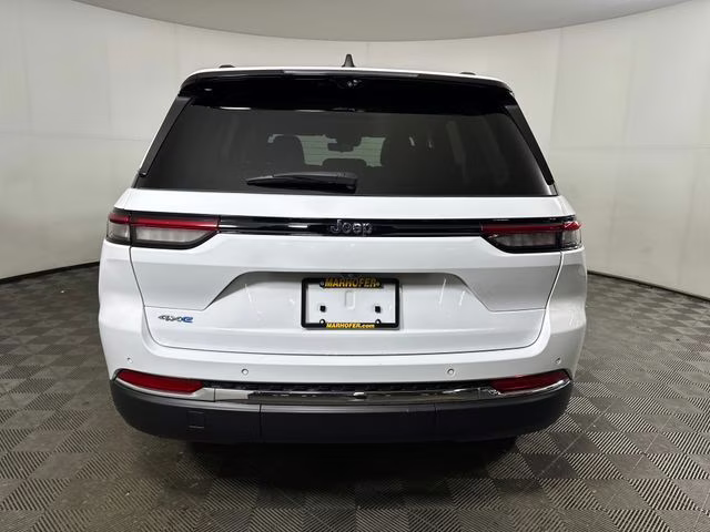 2023 Bright White Clearcoat Jeep Grand Cherokee 4xe 4X4 SUV