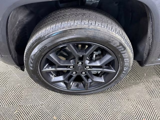 2023 Baltic Gray Metallic Clearcoat Jeep Grand Cherokee 4xe 4X4 SUV