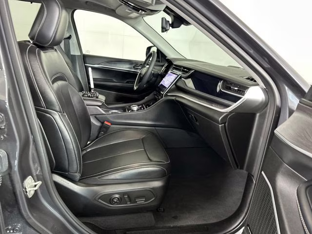 2023 Baltic Gray Metallic Clearcoat Jeep Grand Cherokee 4xe 4X4 SUV
