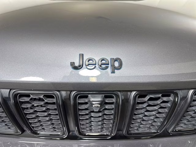 2023 Baltic Gray Metallic Clearcoat Jeep Grand Cherokee 4xe 4X4 SUV