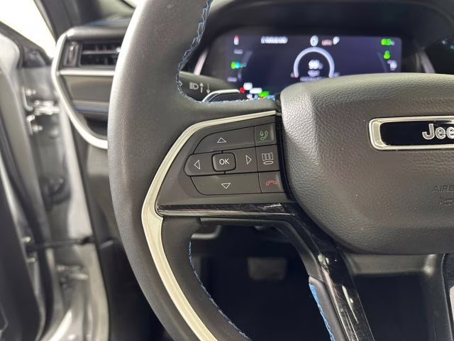 2023 Silver Zynith Jeep Grand Cherokee Trailhawk 4xe 4X4 SUV