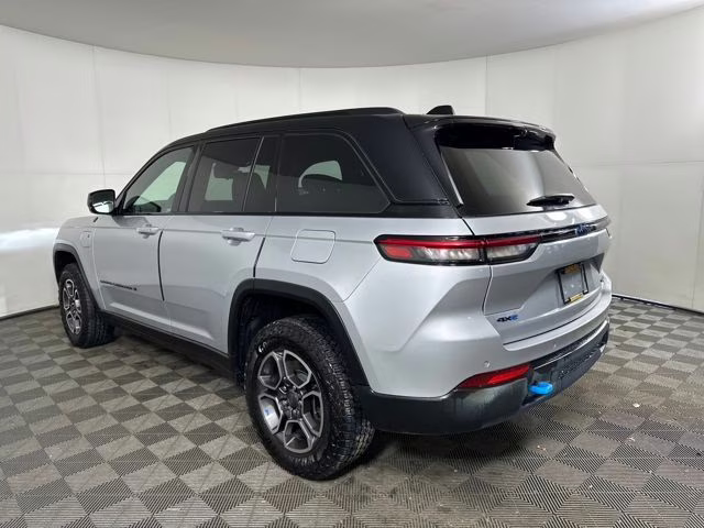 2023 Silver Zynith Jeep Grand Cherokee Trailhawk 4xe 4X4 SUV