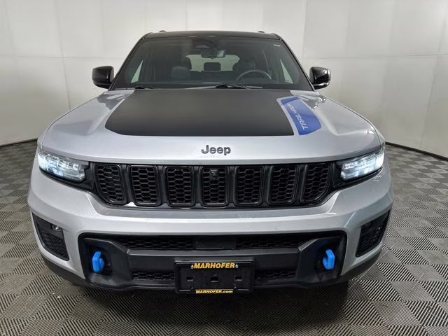 2023 Silver Zynith Jeep Grand Cherokee Trailhawk 4xe 4X4 SUV