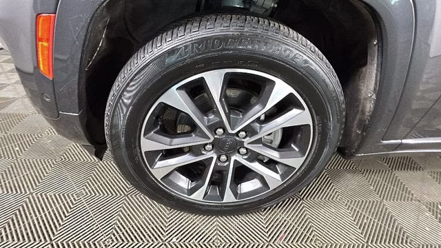 2023 Baltic Gray Metallic Clearcoat Jeep Grand Cherokee Overland 4xe 4X4 SUV