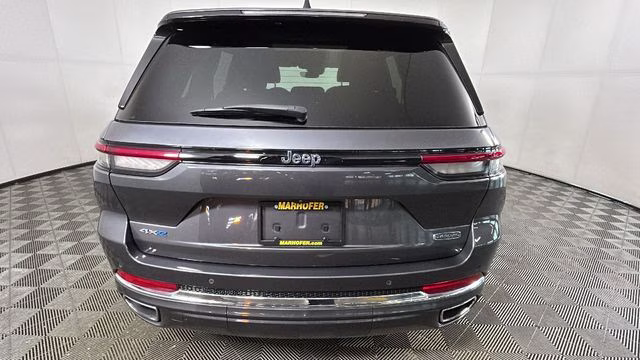 2023 Baltic Gray Metallic Clearcoat Jeep Grand Cherokee Overland 4xe 4X4 SUV