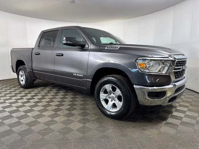 2024 Granite Crystal Metallic Clearcoat Ram 1500 Big Horn/Lone Star 4X4 Truck