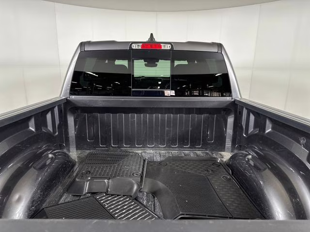 2024 Granite Crystal Metallic Clearcoat Ram 1500 Big Horn/Lone Star 4X4 Truck