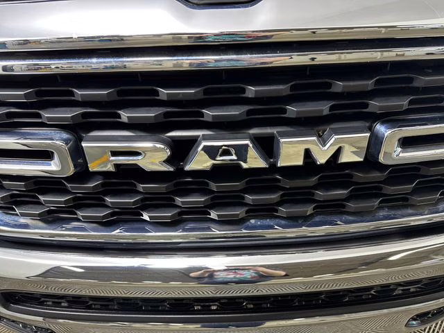 2024 Granite Crystal Metallic Clearcoat Ram 1500 Big Horn/Lone Star 4X4 Truck