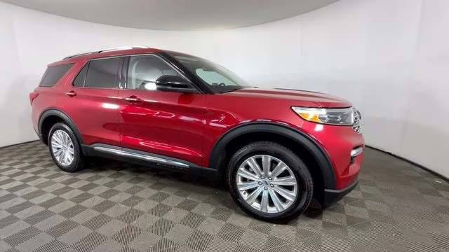 2023 Red Metallic Ford Explorer Limited 4X4 SUV