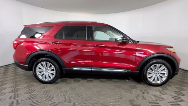 2023 Red Metallic Ford Explorer Limited 4X4 SUV