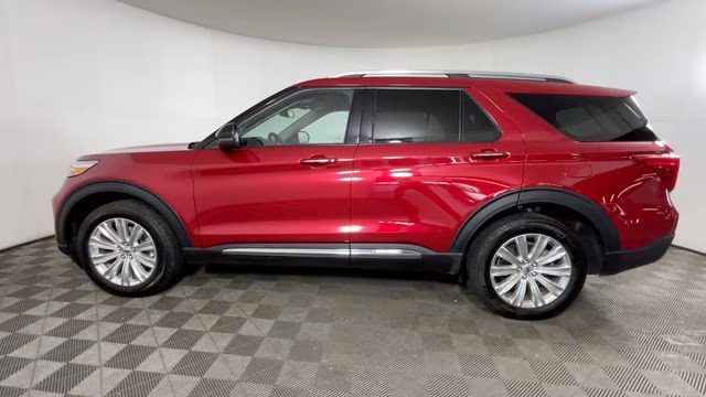 2023 Red Metallic Ford Explorer Limited 4X4 SUV