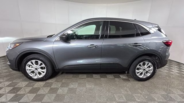 2023 Gray Metallic Ford Escape Active AWD SUV