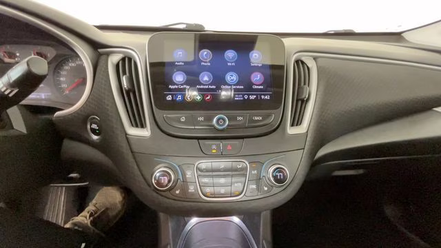 2024 Mineral Gray Metallic Chevrolet Malibu LT FWD Sedan