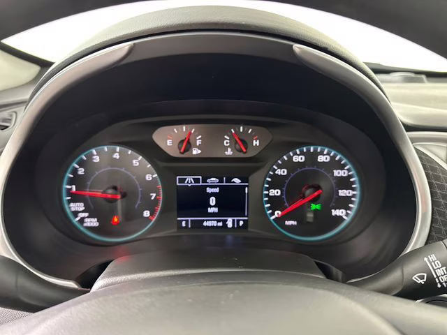 2024 Sterling Gray Metallic Chevrolet Malibu LT FWD Sedan