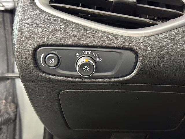 2024 Sterling Gray Metallic Chevrolet Malibu LT FWD Sedan