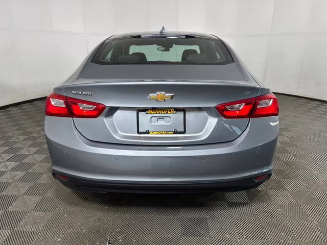 2024 Sterling Gray Metallic Chevrolet Malibu LT FWD Sedan