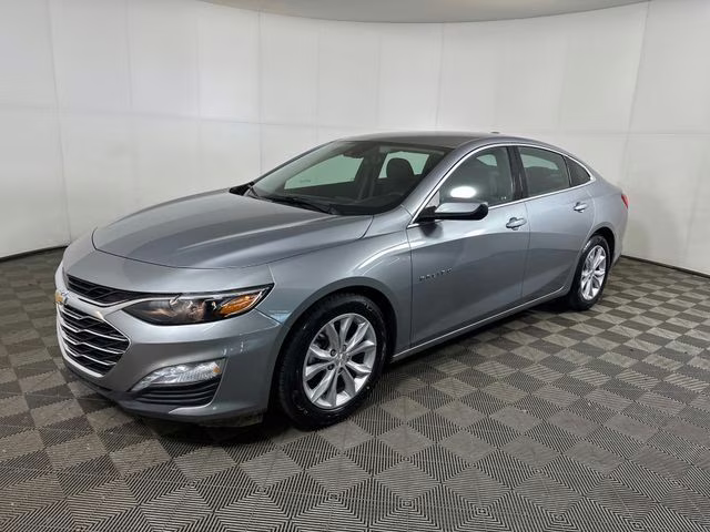 2024 Sterling Gray Metallic Chevrolet Malibu LT FWD Sedan