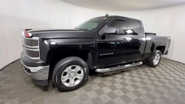 2014 Black Chevrolet Silverado 1500 LT 4X4 Truck
