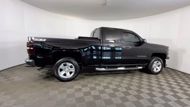 2014 Black Chevrolet Silverado 1500 LT 4X4 Truck