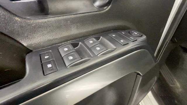 2014 Silver Ice Metallic Chevrolet Silverado 1500 LT 4X4 Truck