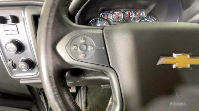 2014 Silver Ice Metallic Chevrolet Silverado 1500 LT 4X4 Truck