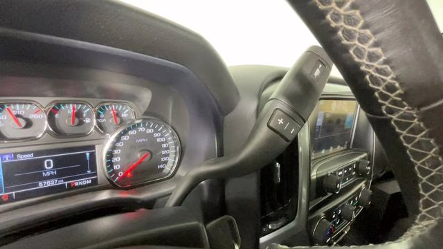 2014 Silver Ice Metallic Chevrolet Silverado 1500 LT 4X4 Truck