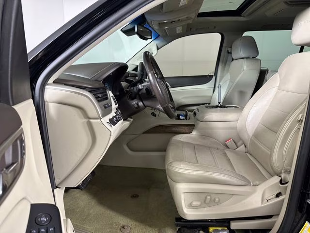 2019 Onyx Black GMC Yukon XL Denali 4X4 SUV