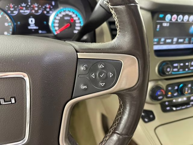 2019 Onyx Black GMC Yukon XL Denali 4X4 SUV