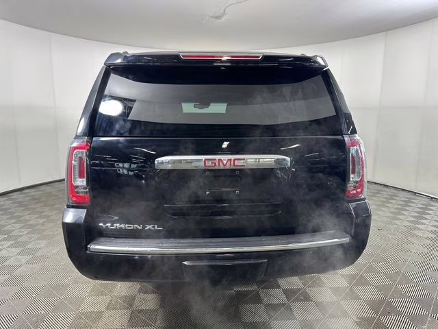 2019 Onyx Black GMC Yukon XL Denali 4X4 SUV