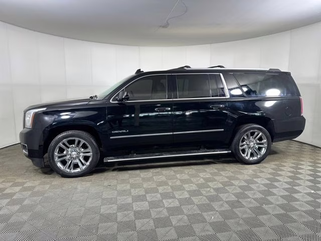 2019 Onyx Black GMC Yukon XL Denali 4X4 SUV