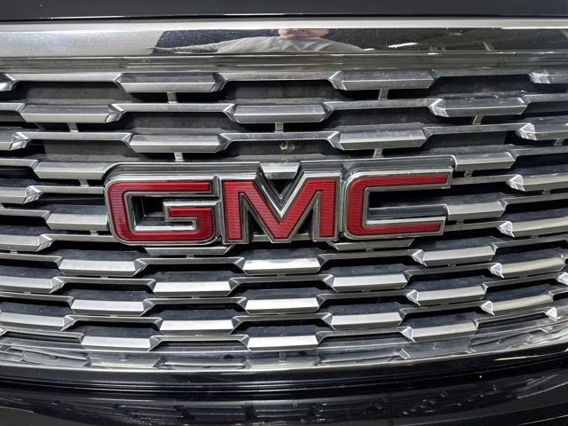 2019 Onyx Black GMC Yukon XL Denali 4X4 SUV